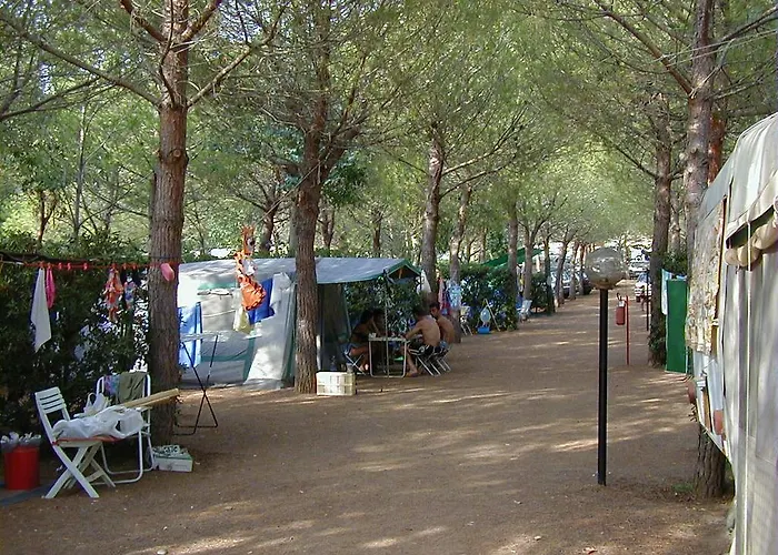 Campsite Sole E Mare Nisporto